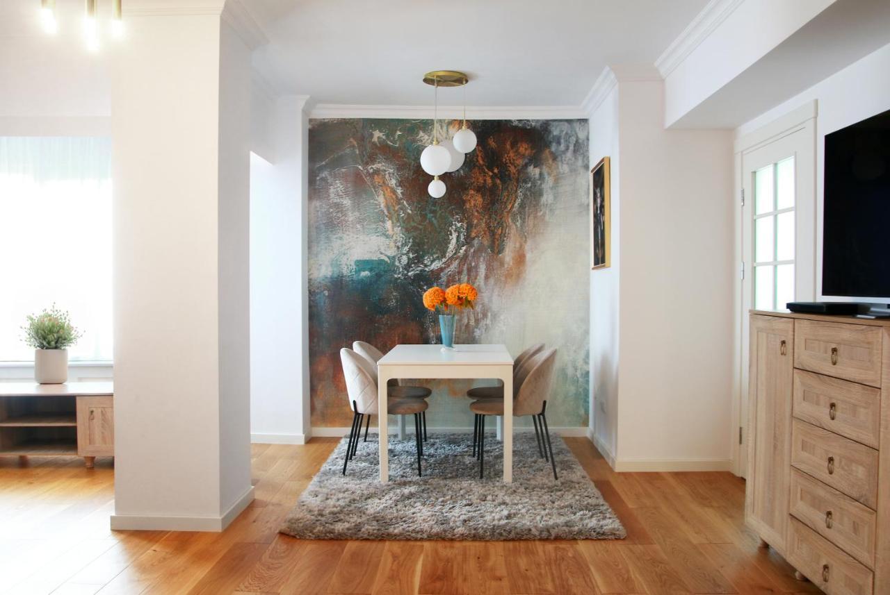 Premium Central Apartment Брашов Экстерьер фото